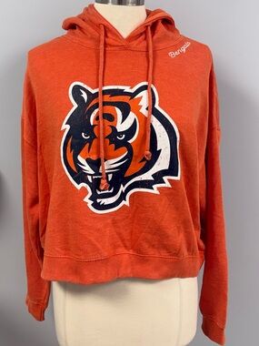 NWT Cincinnati Bengals Hoodie Sweatshirt Women’s XL Orange Cropped NFL Apparel